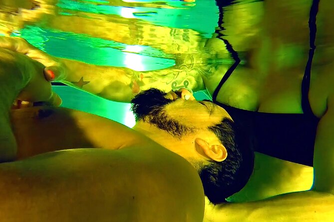 2 Hour Floating Harmony Couples Course - Is $857.27 good value?