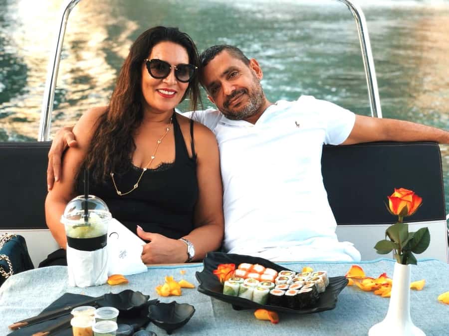 2-Hrs Private Romantic Sunset Cruise with Sushi and Drinks - What $499 means for two people