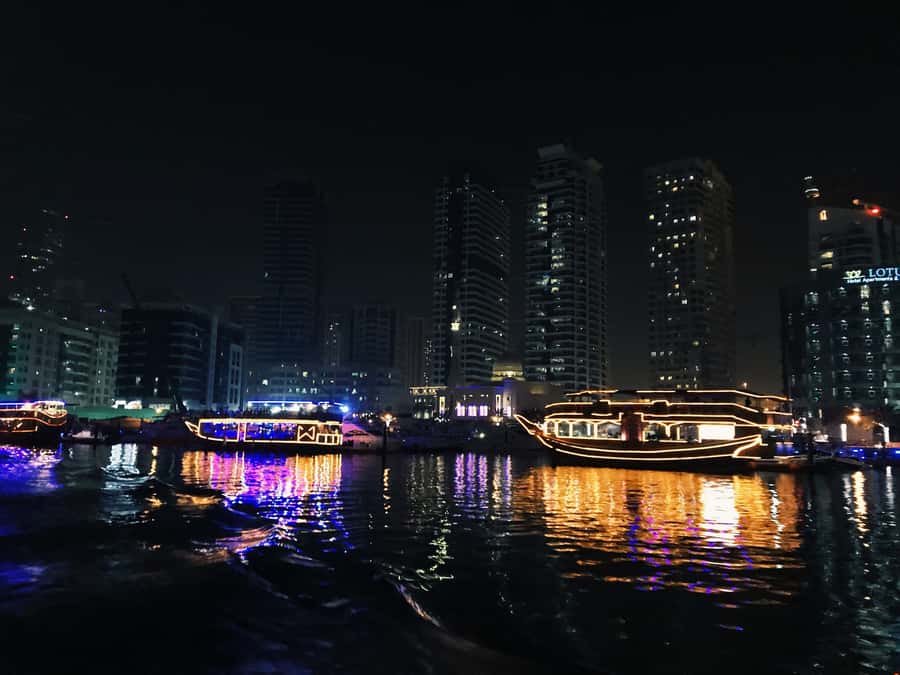2-Hrs Private Romantic Sunset Cruise with Sushi and Drinks - Captains and the quality of the experience