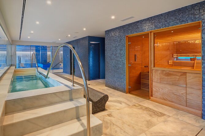 25 Minute Couples Massage with Spa Access - Who will get the most from this spa visit