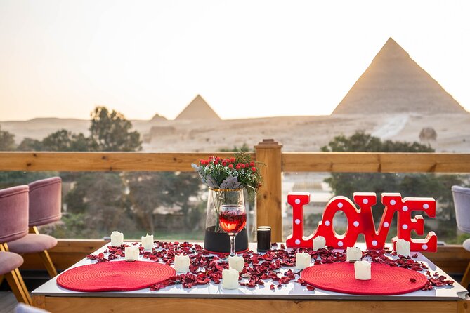4-Hours Private Dinner at Great Pyramid Inn With Pyramids View - What the four-hour evening looks like