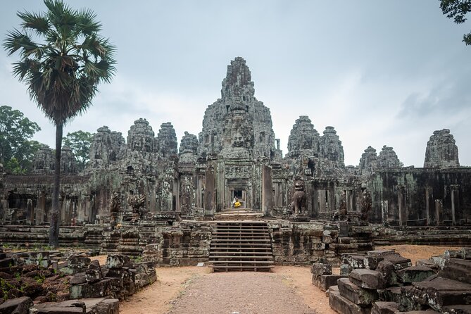 6-hour Angkor Sunrise & Private Tour (Solo, Couple & Family ) - Angkor Thom and the Bayon faces