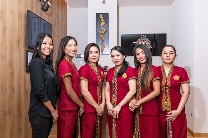 60 min Couple's Massage to Choose and 30 min Floral Bath THAI MASSAGE ALURA - Who will enjoy this appointment most