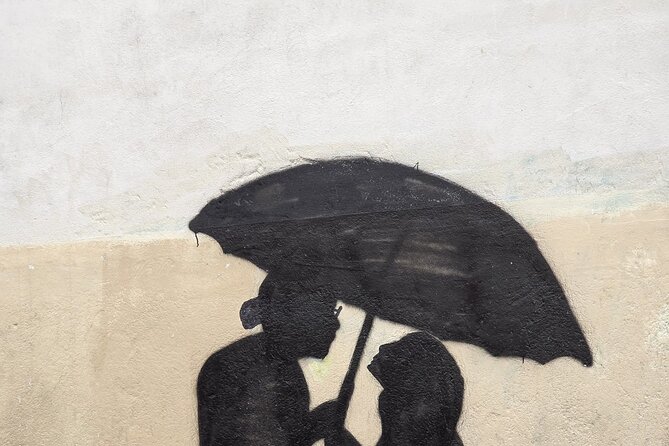 A Tapestry of Art and Romance in Montmartre - Starting at the Moulin Rouge on Boulevard de Clichy