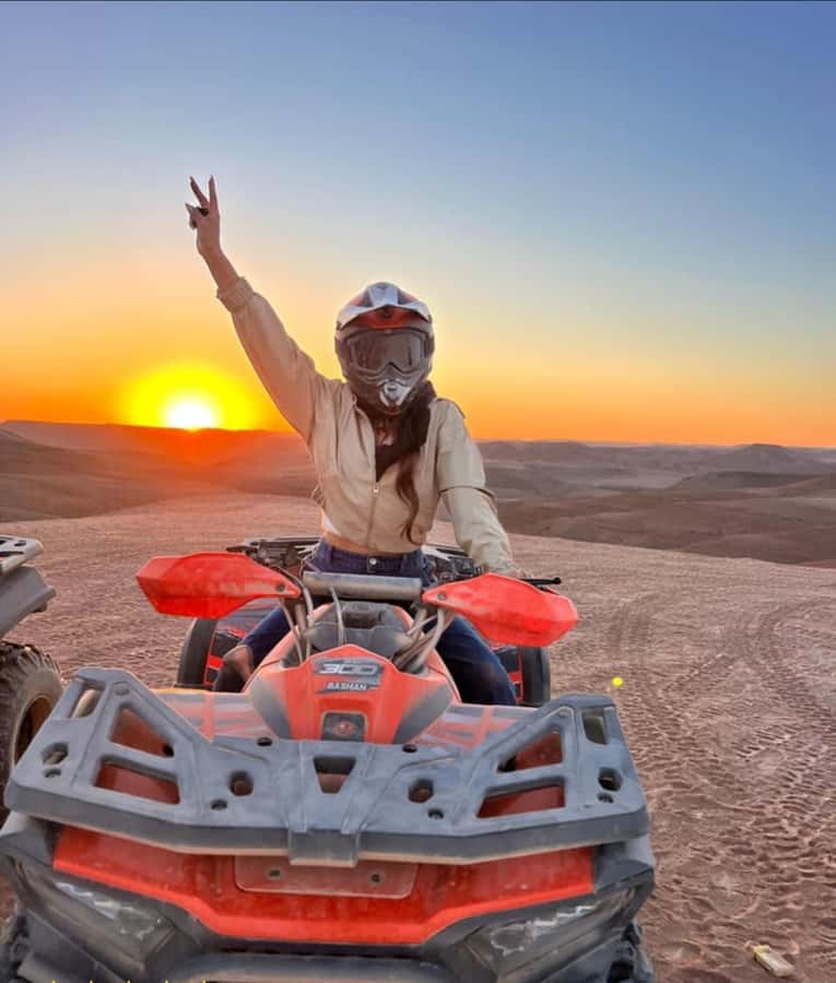 Agafay tour Quade Bike, Sunset and Romantic Dinner Show - A 20-minute camel ride after dark