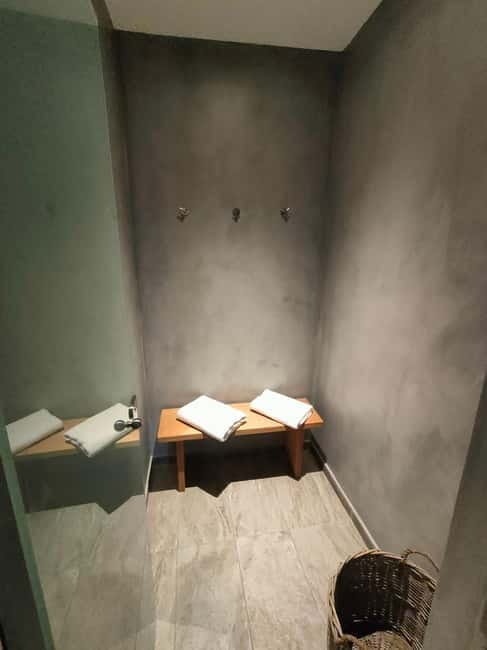 Akrotiri: Aromatherapy Couples Massage - Key points to know before booking