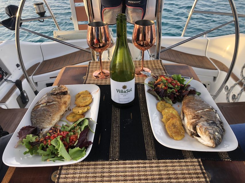 Alcudia: Romantic Sailing Trip with Diner for 2 - Key points to know before sailing