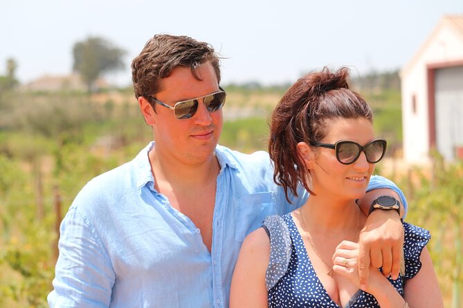 Algarve Romantic Vineyard Picnic in Carvoeiro - The picnic, wine, and regional food