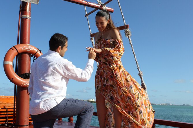 Amazing Romantic Dinner on a Spanish Galeon with Saxophone Music - Cancellation and practical booking notes