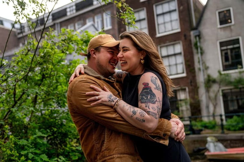 Amsterdam Canals Photoshoot: Private Solo, Family or Couples - Key points at a glance