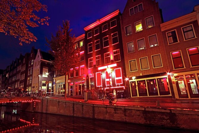 Amsterdam Private Dinner Cruise incl Drinks & 2-course Dinner 2hr - Key points to know before booking