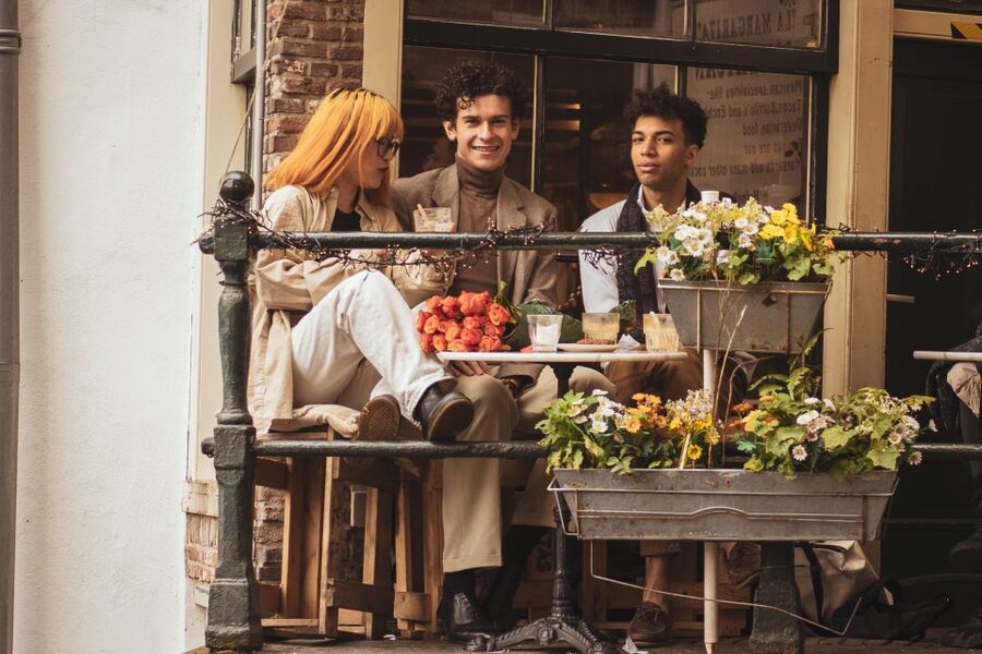 Amsterdam: Private Photoshoot for Couple, Family, or Solo - Should you book it?