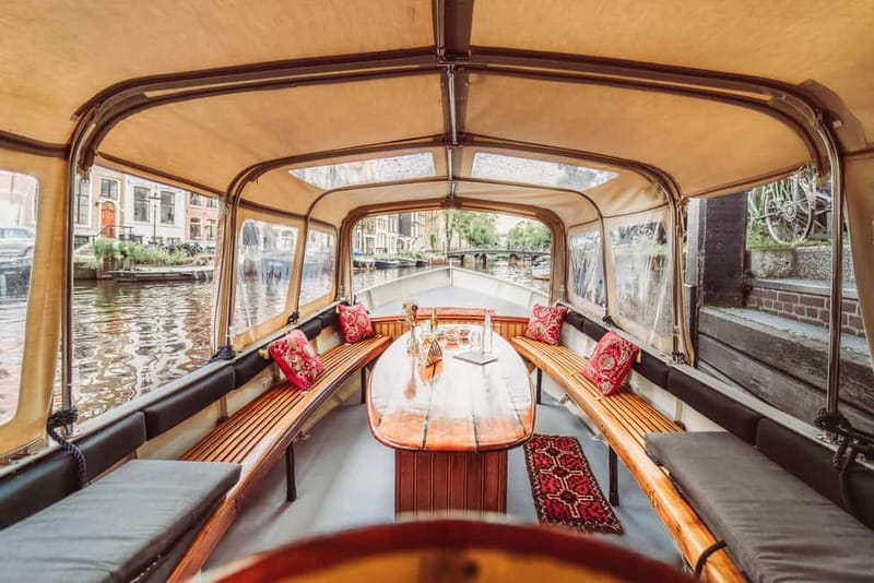 Amsterdam: Private Romantic Canal Cruise w. Prosecco/Snacks - The Skinny Bridge and the Amstel