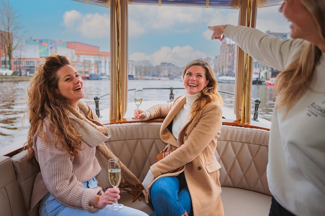 Amsterdam: Romantic Canal Cruise with Optional Bubbles & Bites - The Amstel route brings bigger views