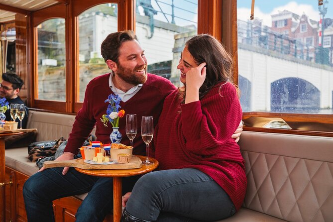Amsterdam: Romantic Canal Cruise with Optional Bubbles & Bites - Anne Frank House and the emotional side of the route