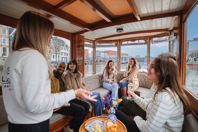 Amsterdam: Romantic Canal Cruise with Optional Bubbles & Bites - Leidseplein, the Rijksmuseum, and the Spiegelgracht