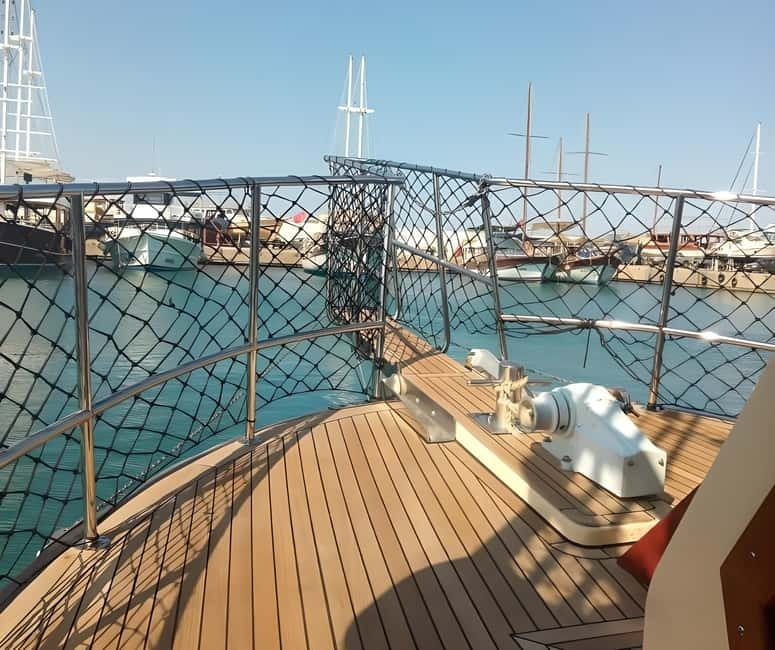 Antalya/Kemer: Phaselis Yacht Trip for Families and Couples - Lunch with Captain Muzaffer