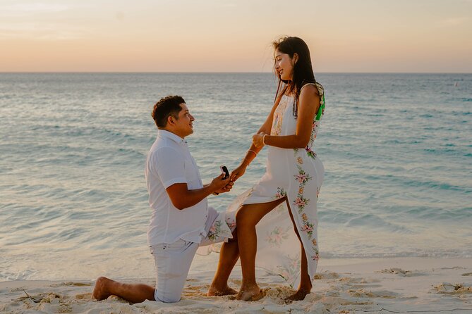 Aruba Romantic Sunset Photoshoot & Beach Picnic in Luxury Cabana - Practical details that affect the evening