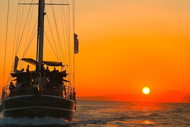 Athens Sunset Dinner Cruise – Swim Stop, Dinner & Open Bar - Key points to know before booking