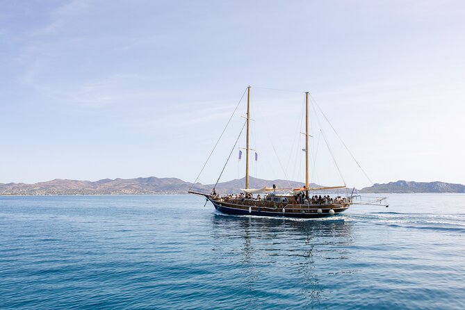 Athens Sunset Dinner Cruise – Swim Stop, Dinner & Open Bar - Who should book this cruise?