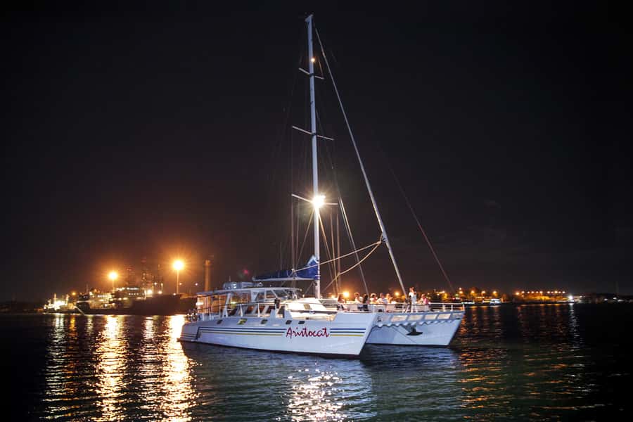 Bali/Benoa: 5-Course Romantic Evening Cruise With Live Music - Benoa Harbor begins the evening