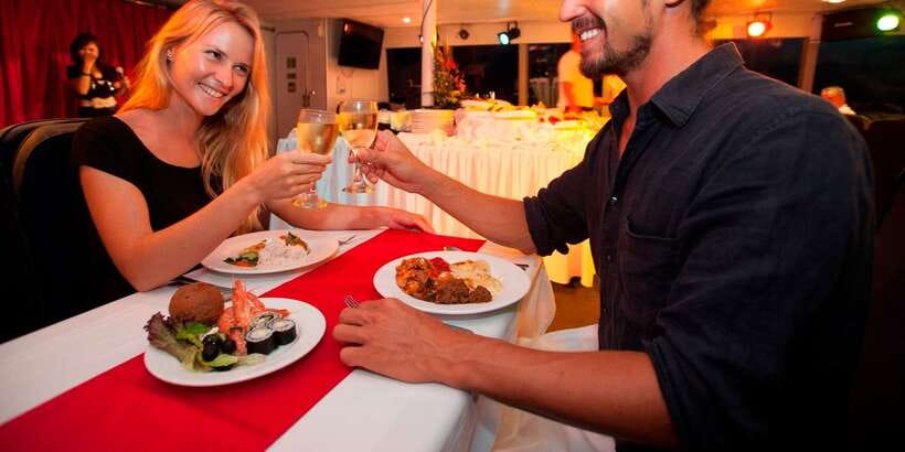 Bali/Benoa: Sunset Dinner Cruise with Show and Live Music - What the $89 price includes