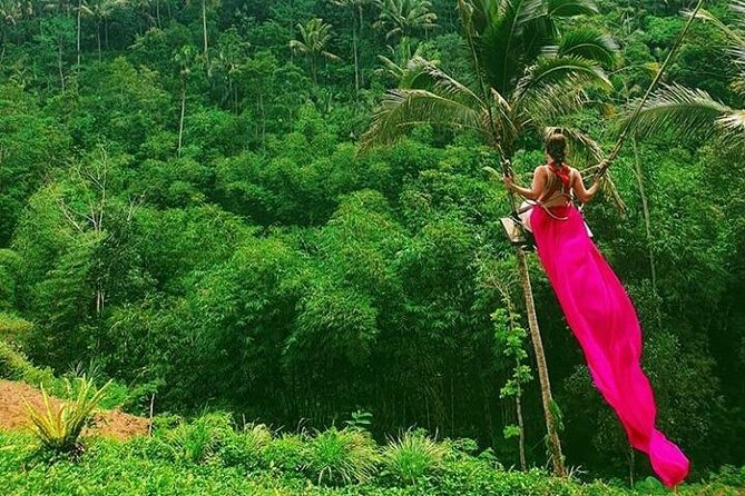 Bali romantic floating breakfast - jungle swing - monkey forest - Ubud art shop. - Tegalalang rice terraces and the short morning walk