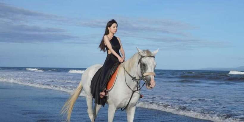 Bali: Romantic Seafood Dinner Jimbaran Beach Include Sunset - Who will enjoy this most