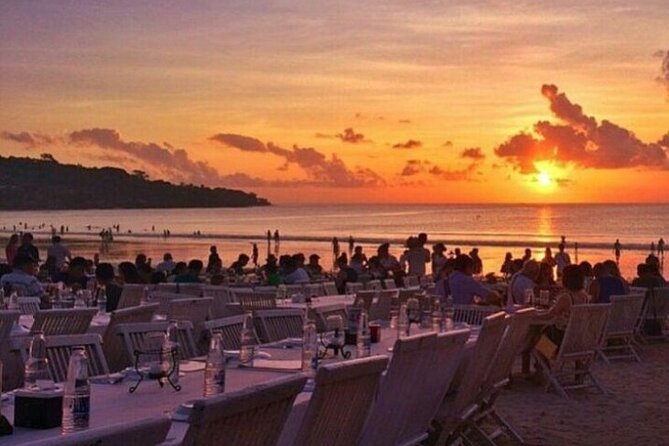 Bali Romantic Seafood Dinner under sunset jimbaran Beach - A private outing in a very public setting