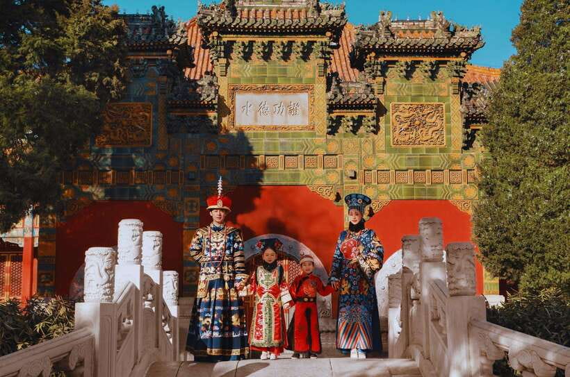 Beijing: Hanfu Experience & Photo Shoot – Family & Couples - What you receive after the camera work