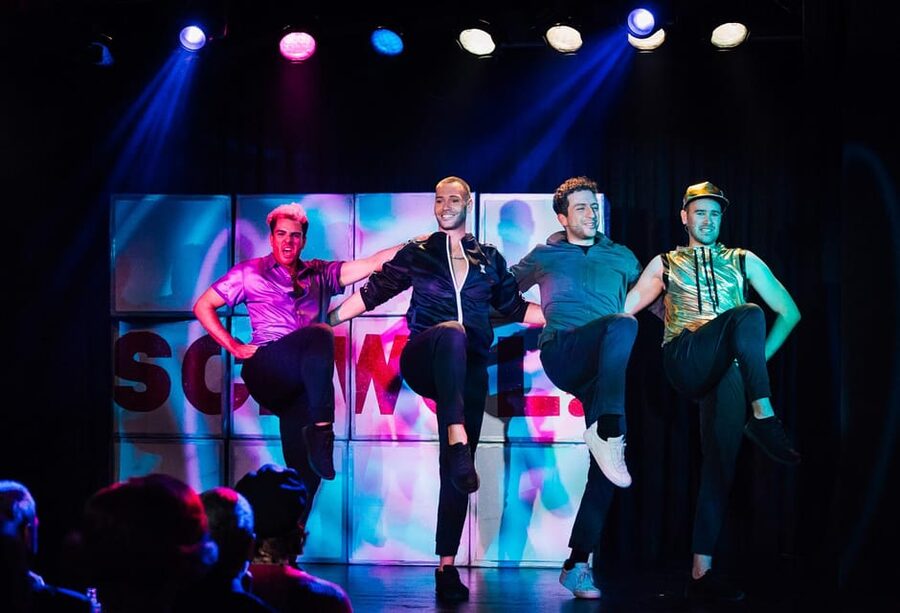 Berlin: BKA Theater "Operetta for two gay tenors" - What the 2.5-hour evening is like