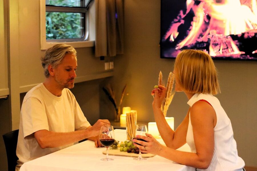 Berlin: Evening Boat Cruise – Romance & Moonlight - Key things to know before booking