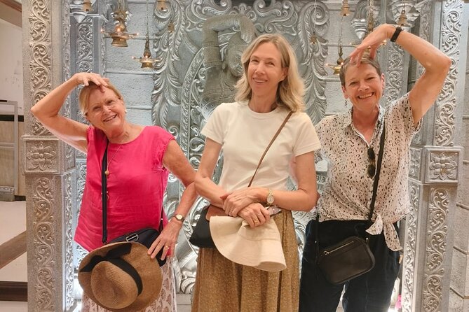 Big Fat Indian Wedding, shopping & bazaar walking tour in Chennai - Why this Chennai tour is different