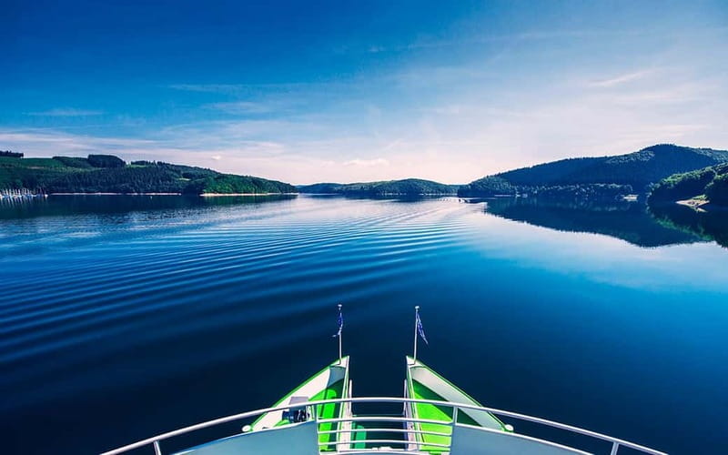 Boat trip on the Biggesee: lake romance in the Sauerland mountains! - A quiet cruise through the Sauerland hills