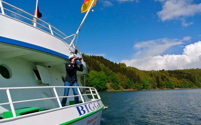 Boat trip on the Biggesee: lake romance in the Sauerland mountains! - Talbrücke Olpe and Biggedamm Attendorn