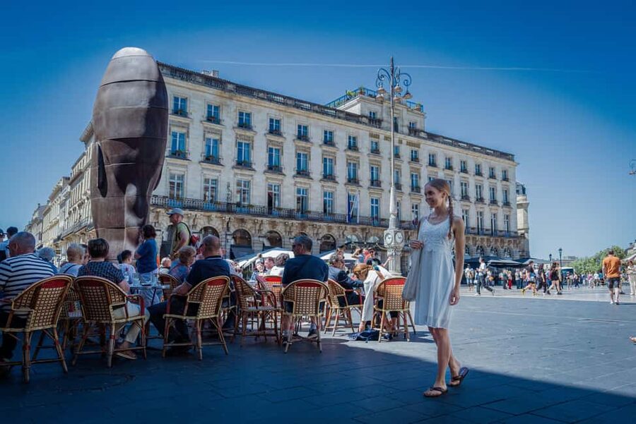 Bordeaux Photographer : Romantic or Family or Friends - Best fit for couples, families, and friends