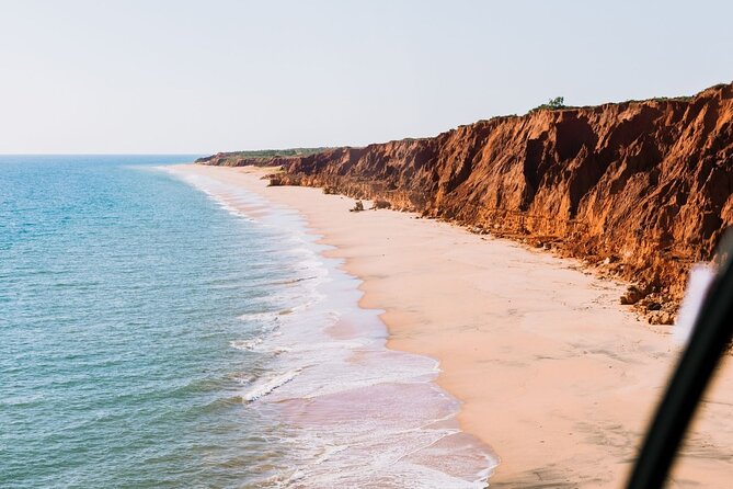 Broome: Romantic 45-Min Private Helicopter Flight & Beach Picnic - The picnic setup and what to expect