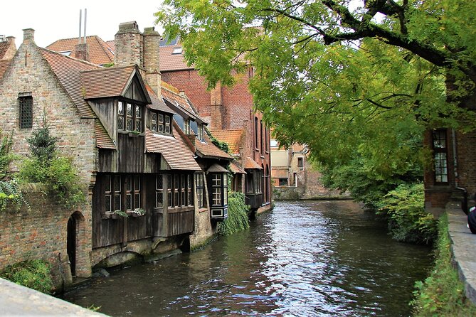 BRYGGJA ROMANTICA - 3 Hour Romantic Tour in Bruges - Steenhouwersdijk explains the Churchill connection