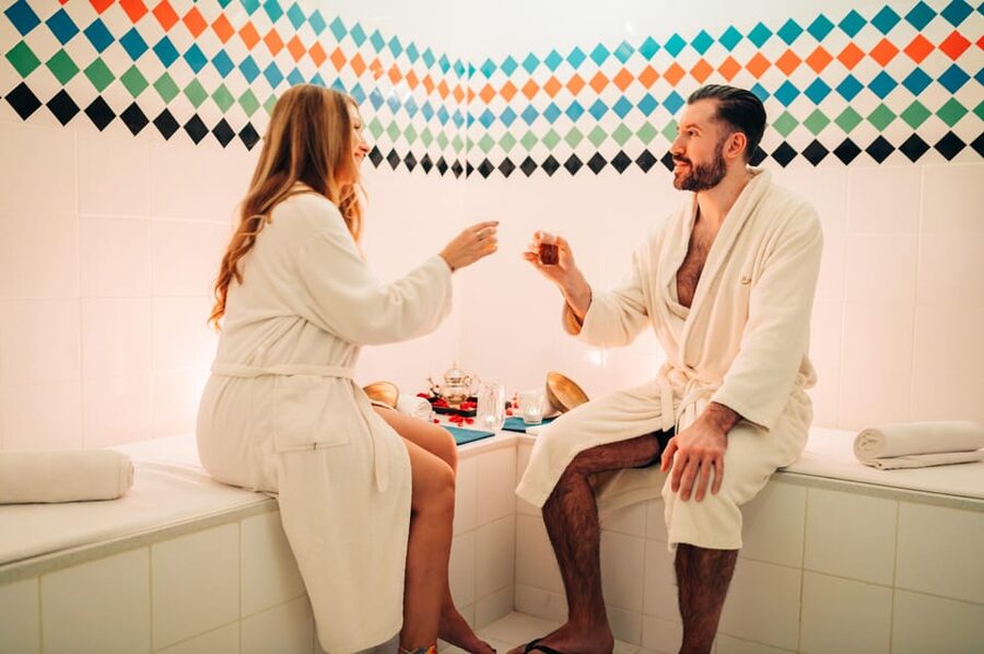 Budapest: Couple Holistic Swedish Massage with Jacuzzi Time - What the spa atmosphere is like