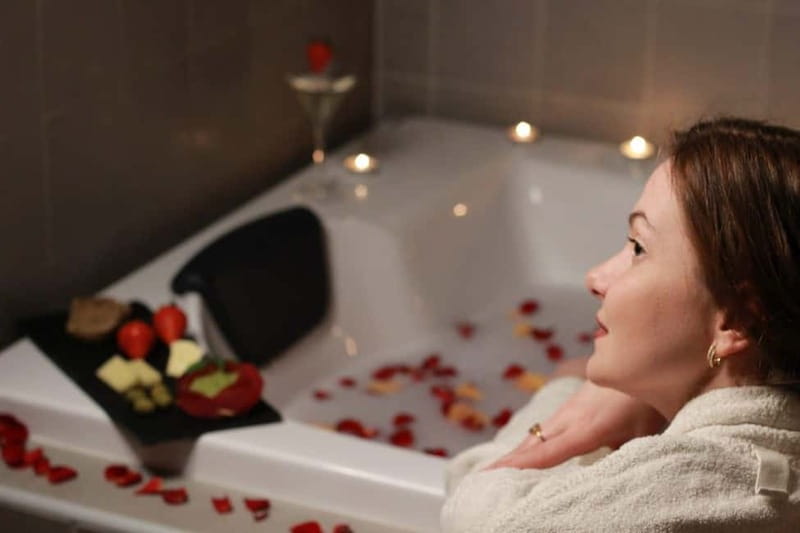 BUDAPEST, Day Spa : Couples Massage with Roses Bubble Bath - What the three-hour schedule actually feels like