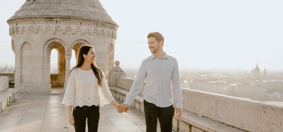 Budapest: romantic photoshoot at Buda's iconic sightseeings - Why Fisherman’s Bastion works so well for romantic photos
