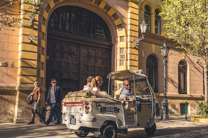 Budapest Romantic Private Tuk Tuk Tour - Booking advice and cancellation details