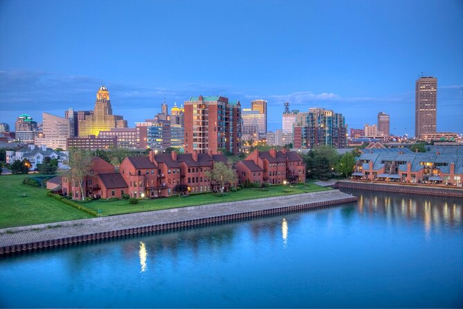Buffalo’s Romantic Cityscape: A Stroll Through Beauty - Key points at a glance