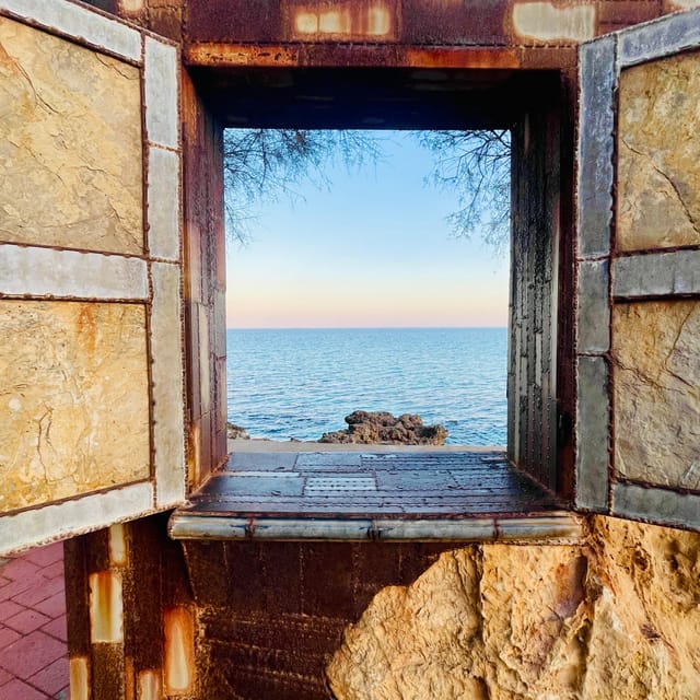 Cala Millor: AdventureDate, fun game, city walk for couples - The questions are the main attraction