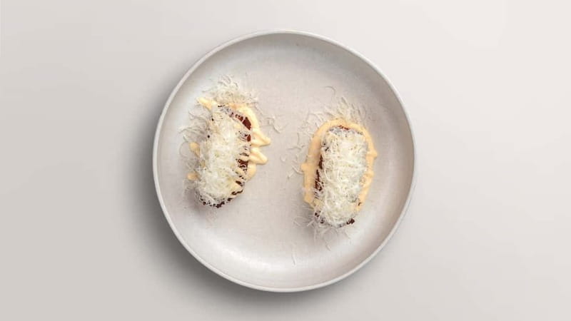 Candlelight dinner for two – Italian night in Berlin - Who should book this dinner