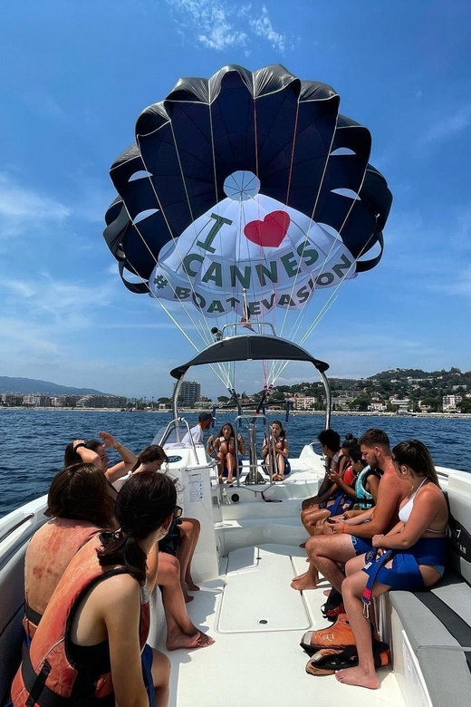 Cannes: Parasailing Experience for Couples, Family & Friends - Ten Minutes Above the Cannes and Mandelieu Bay