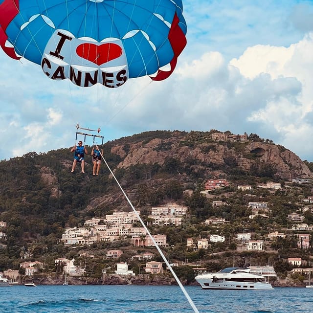 Cannes: Parasailing Experience for Couples, Family & Friends - The Boat Ride and Group Arrangement