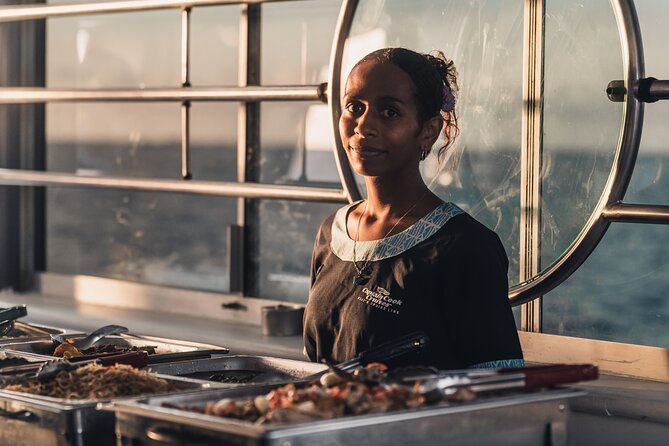 Captain Cook Cruises Fiji - Sunset Dinner Cruise - Fijian music and dancing carry the program