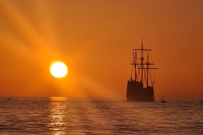 Cavtat Sunset Escape Romantic Cruise and Free Flowing Drinks - Key points at a glance