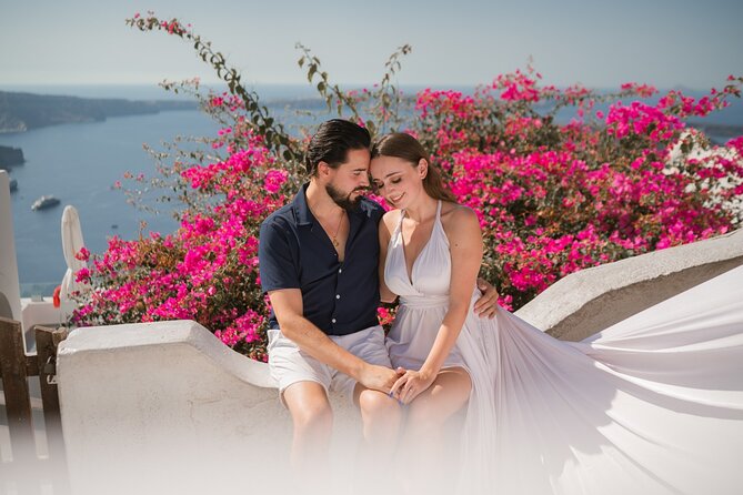 Couple and Family Photoshoot Experiece in Santorini - Why the private format is worth the price